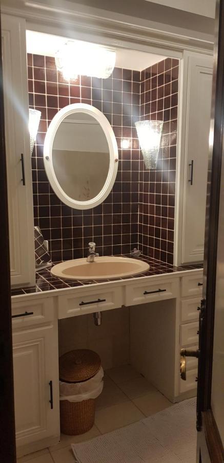 Bed And Breakfast Chez L'Habitant Марсилия Екстериор снимка