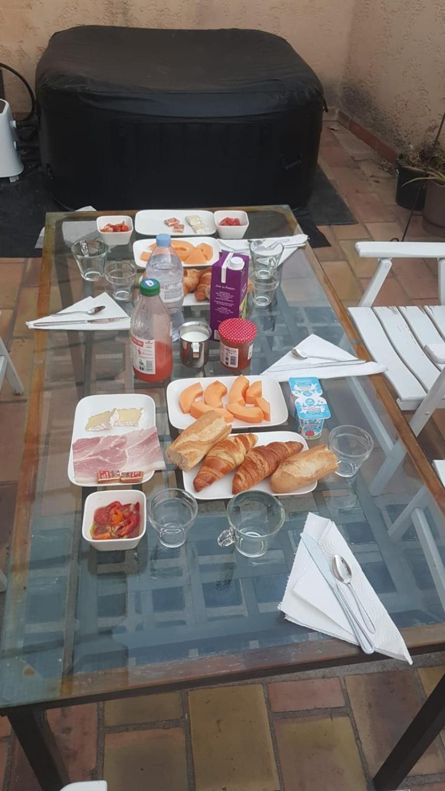 Bed And Breakfast Chez L'Habitant Марсилия Екстериор снимка