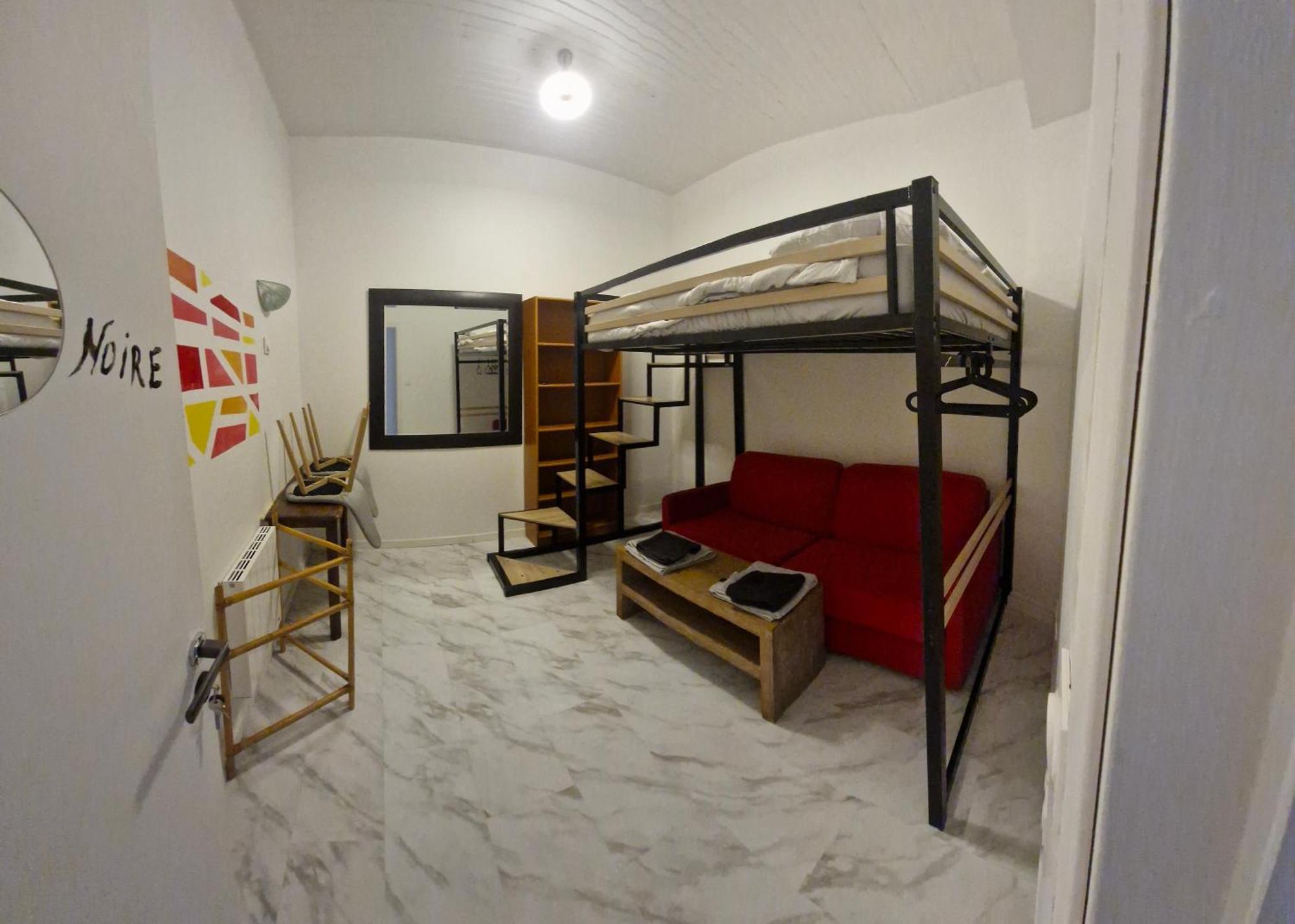 Bed And Breakfast Chez L'Habitant Марсилия Екстериор снимка