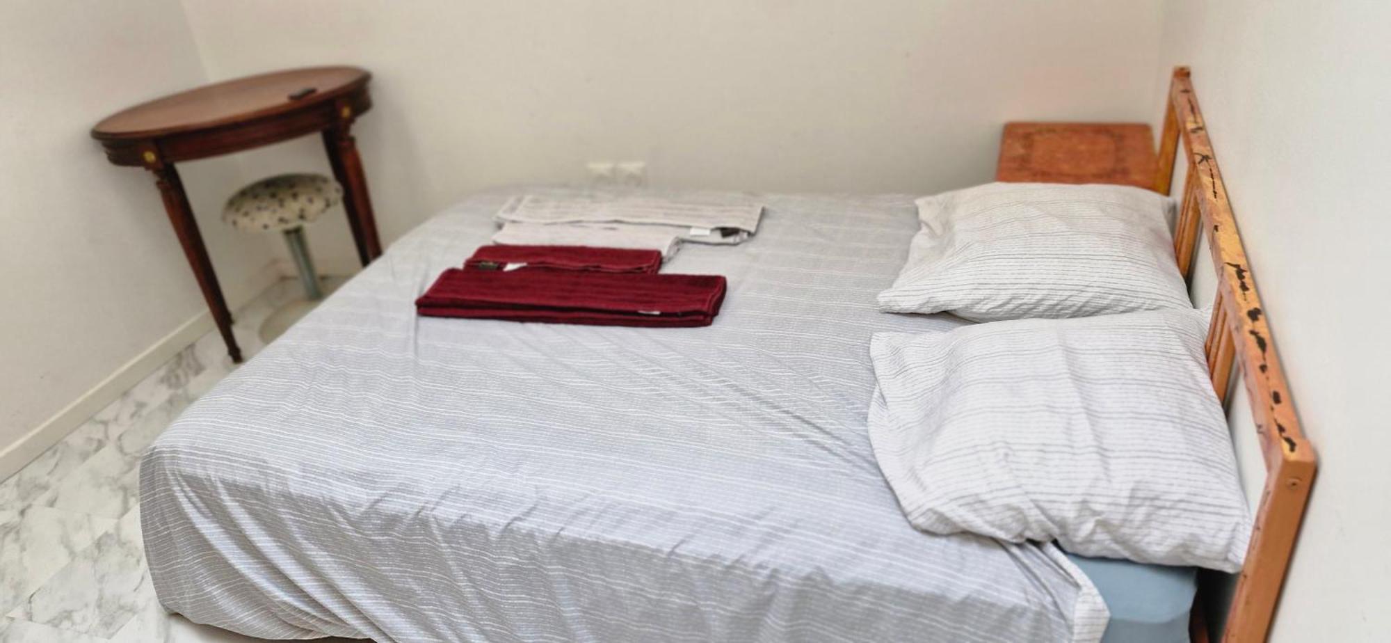 Bed And Breakfast Chez L'Habitant Марсилия Стая снимка
